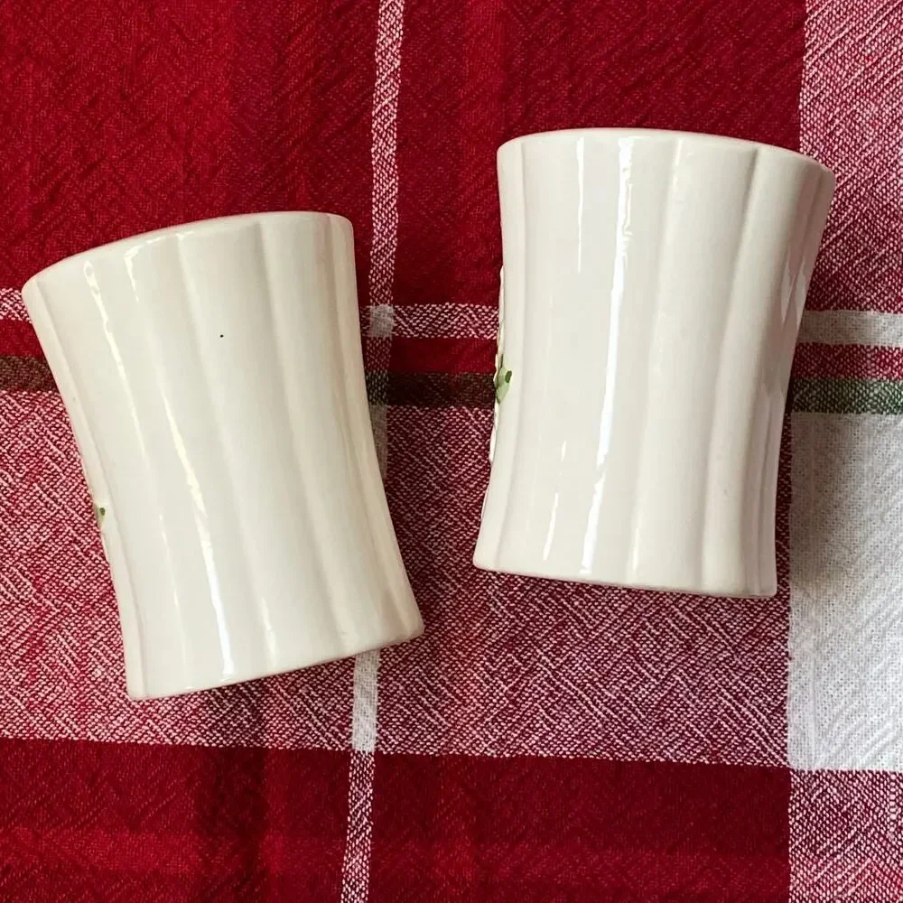 Otagiri Japan white Porcelain Salt & Pepper‎ Shakers Floral Bouquet